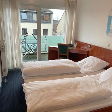Hotel Merkenich โคโลญ ภายนอก รูปภาพ