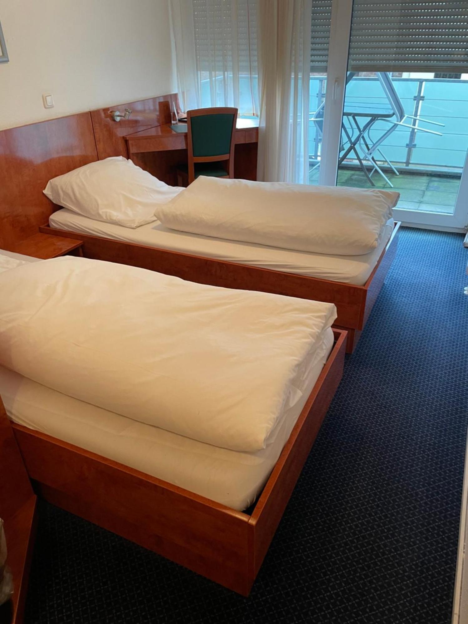 Hotel Merkenich โคโลญ ภายนอก รูปภาพ